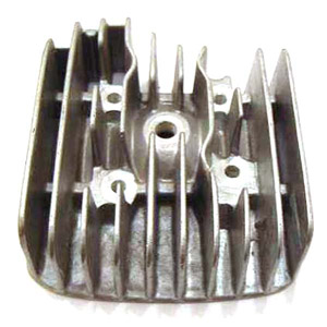 Lambretta Race-Tour Cylinder head, 125-250, square head, without cowlings, centre plug, MB